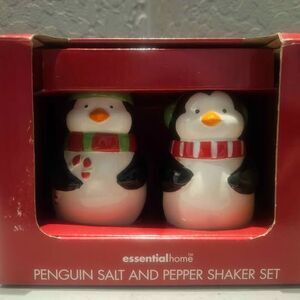 Essential Home Penguin Salt and Pepper Shaker Set